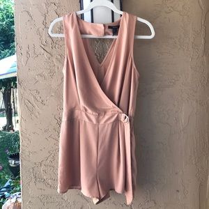 Medium Forever 21 Blush romper